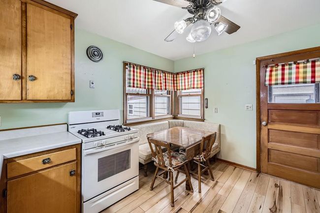 2454 Long Lake Road - MLS Sized - 011 - 14 Kitchen.jpg | Image 8