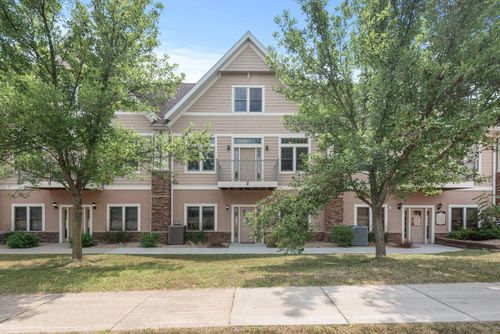 1709 Southcross Dr W, Burnsville, MN, 55306-7012 | Card Image