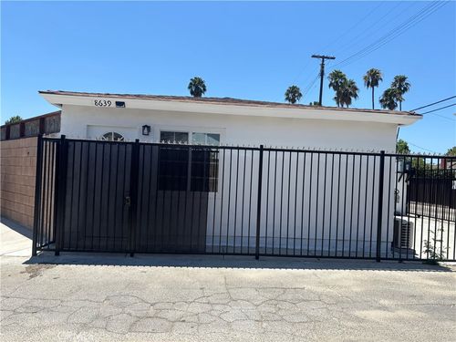 8639 Bothwell Rd, Northridge, CA, 91324-4112 | Card Image