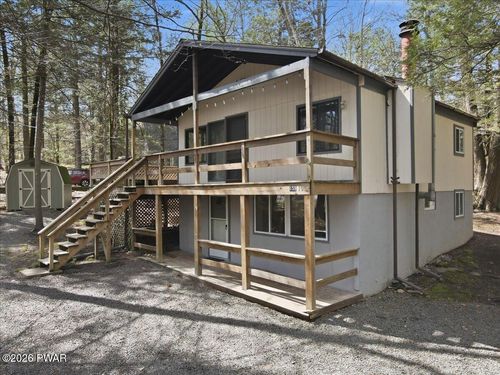 1025 Wallenpaupack Dr, Lake Ariel, PA, 18436-8138 | Card Image