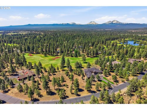 17057 Golden Stone Dr, Sisters, OR, 97759-9698 | Card Image