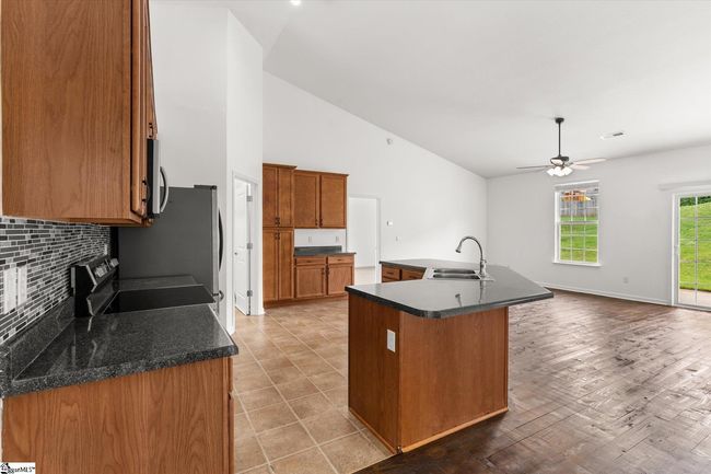 124 Bascom Ct, House other with 3 bedrooms, 2 bathrooms and 2 parking in GREER SC | Image 11