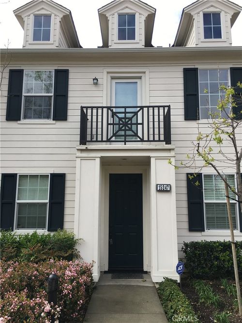 15247 Cambridge St, Tustin, CA, 92782-1739 | Card Image