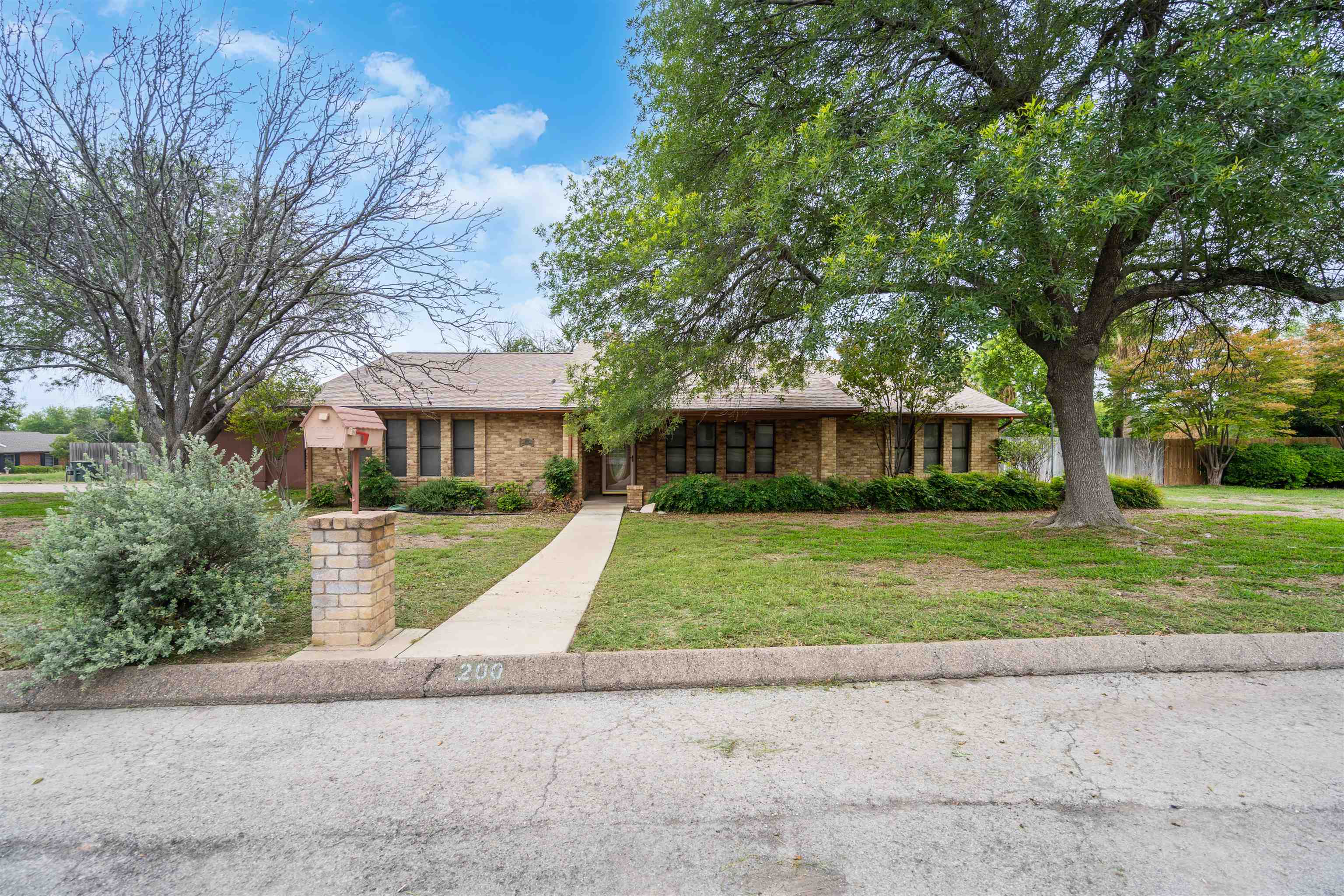 Residential in Del Rio 5
