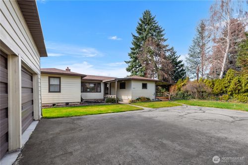 2434 & 2430 Nw Alan Ave, East Wenatchee, WA, 98802-3917 | Card Image