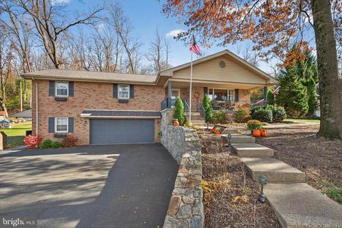 35 Bonview Dr, DENVER, PA, 17517-9313 | Card Image