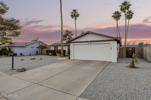 1714 W Shawnee Dr, Chandler, AZ, 85224-2262 | Card Image