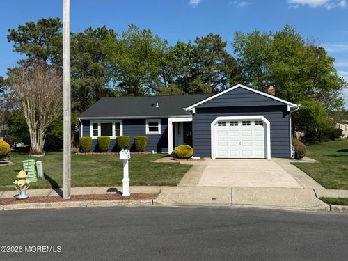 22 Madras Ct, Toms River, NJ, 08757-6412 | Card Image