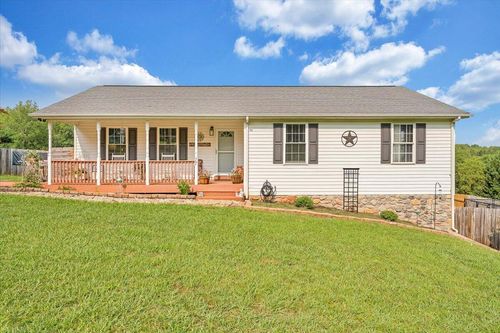 77 Northridge Rd, Hardy, VA, 24101-4201 | Card Image