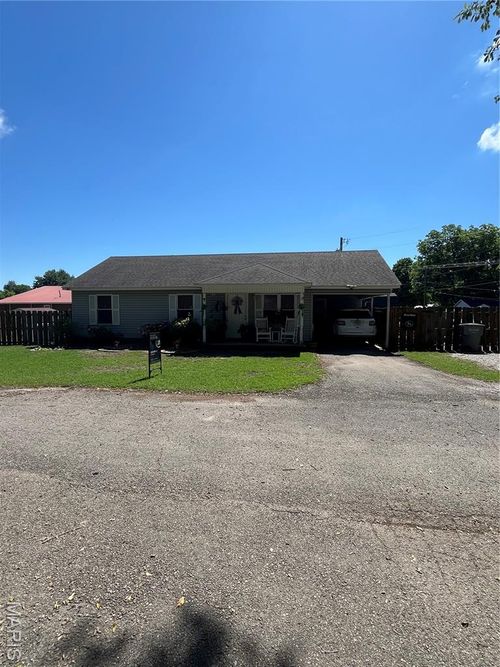 1600 Jennifer Ln, Kennett, MO, 63857-4005 | Card Image