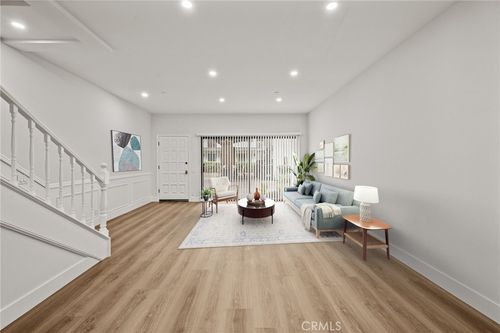 apt-31-17200 Newhope St, Fountain Valley, CA, 92708-4247 | Card Image