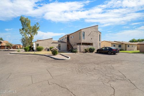 2673 E Oakleaf Dr, Tempe, AZ, 85288-5005 | Card Image