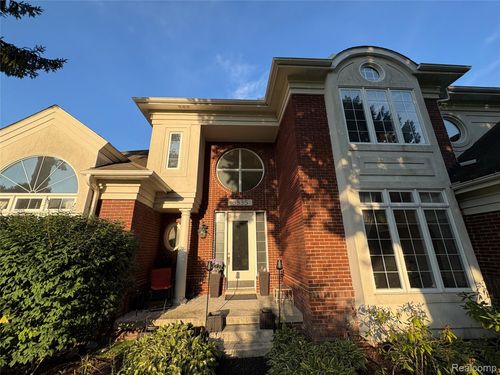 3835 Ranya Dr, Commerce Twp, MI, 48382-4471 | Card Image