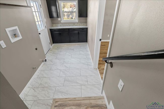 2210 E Harold St, House other with 4 bedrooms, 2 bathrooms and null parking in Gladewater TX | Image 13