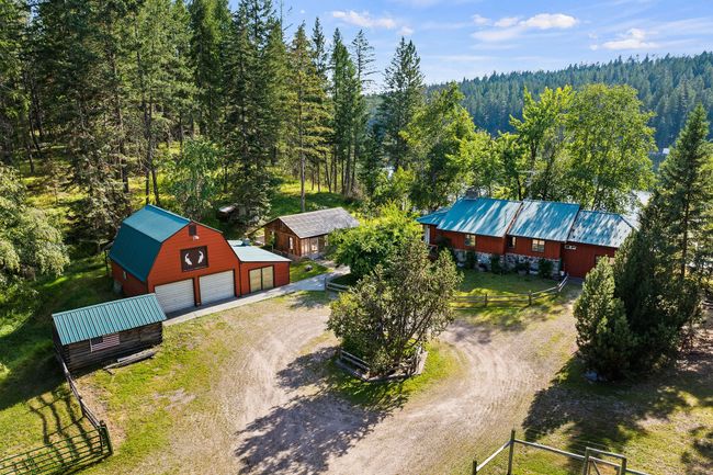 A private, well-equipped retreat surrounded by nature | Image 5