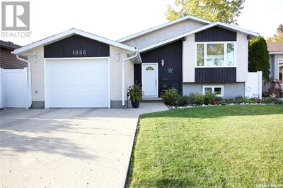 1030 Bayda Cres, House other with 3 bedrooms, 2 bathrooms and null parking in Regina SK | Image 2