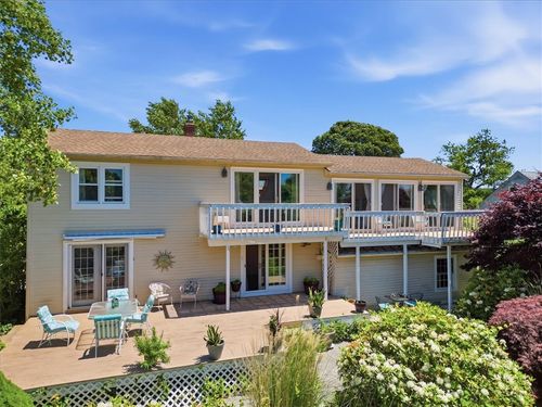 10 Island View Ct, Westerly, RI, 02891-3930 | Card Image