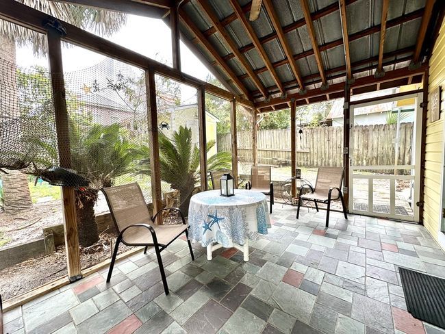 758 5 Th St, House other with 2 bedrooms, 2 bathrooms and 1 parking in CEDAR KEY FL | Image 33