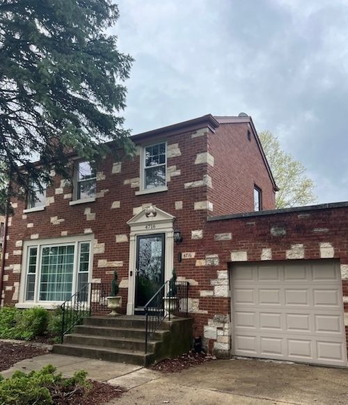 4716 Wolf Rd, Western Springs, IL, 60558-1733 | Card Image