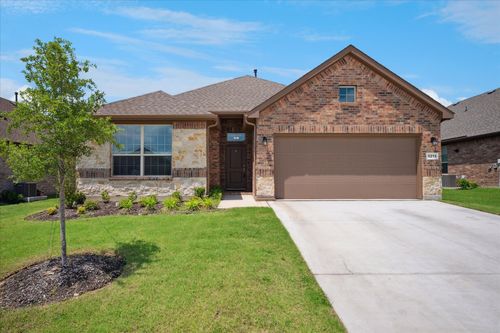 5213 Meadow Ln, Krum, TX, 76249-6037 | Card Image