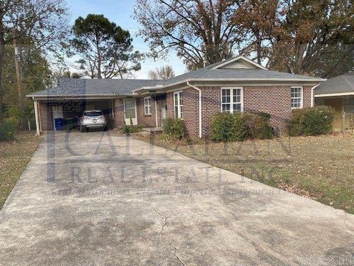331 &amp; 333 W I Avenue, North Little Rock, AR, 72116 | Card Image