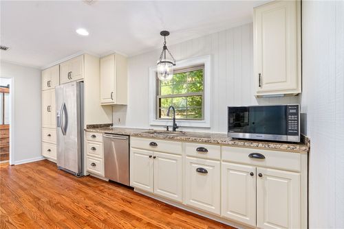 1600 Millbranch Dr, Auburn, AL, 36832-7008 | Card Image