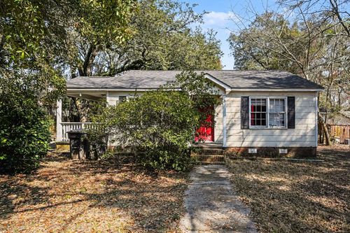 5516 Attaway St, North Charleston, SC, 29406-3253 | Card Image