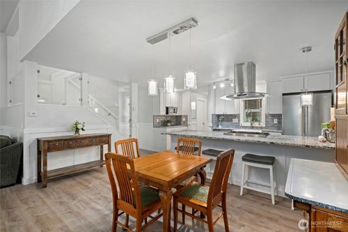 unit-5-12454 Gwen Dr, Burlington, WA, 98233-3828 | Card Image