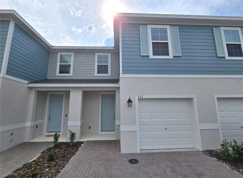 737 Maple Oak Dr, DELAND, FL, 32720-3141 | Card Image