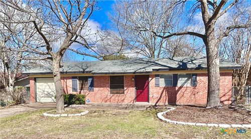 305 Carothers St, Copperas Cove, TX, 76522-2606 | Card Image