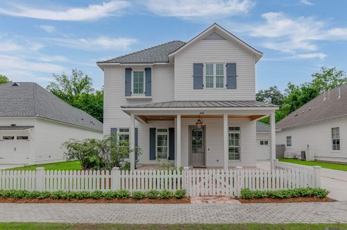 2736 Pointe Marie Dr, Baton Rouge, LA, 70820-2602 | Card Image