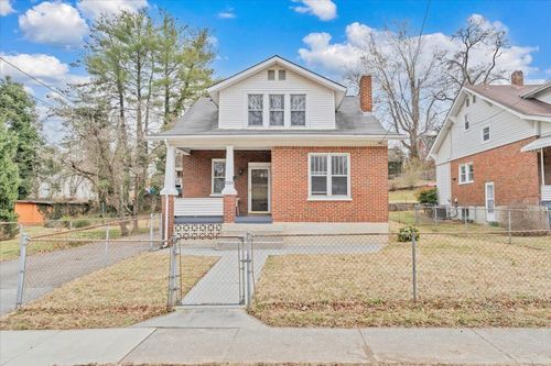 1226 Kerns Ave Sw, Roanoke, VA, 24015-2537 | Card Image