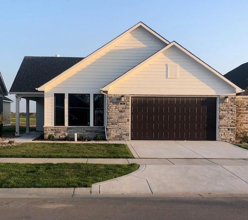 705 E Park Pl, Andover, KS, 67002-8978 | Card Image