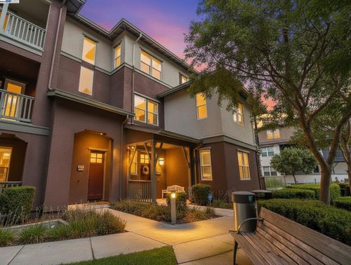 477 Mitchell Ave, Alameda, CA, 94501-7852 | Card Image