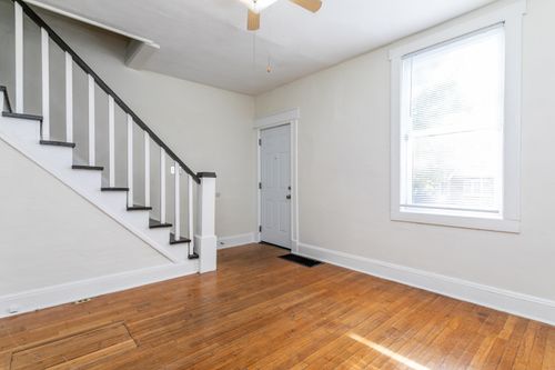 1219 Cottage Ln, Jefferson City, MO, 65101-4132 | Card Image