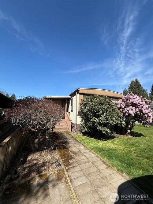 unit-49-24919 Hoehn Rd, Sedro Woolley, WA, 98284-9782 | Card Image