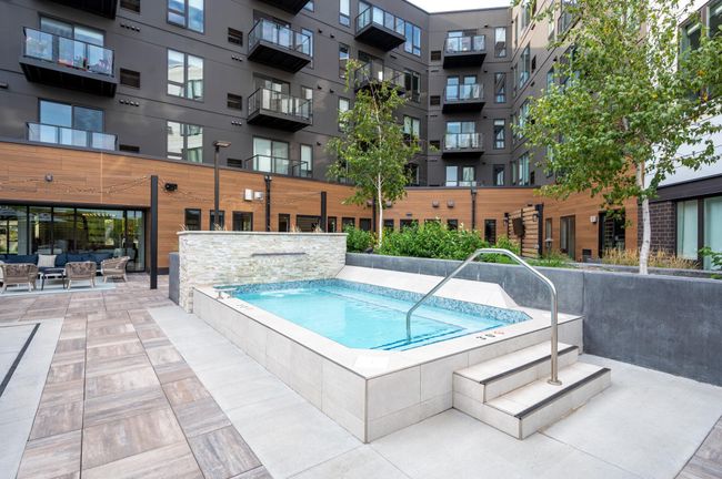 Hot tub | Image 25