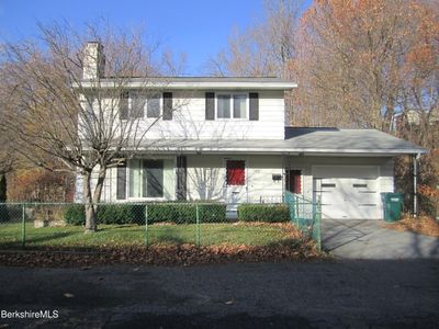 Nice Curb Appeal for this Classic Colonial | Image 1