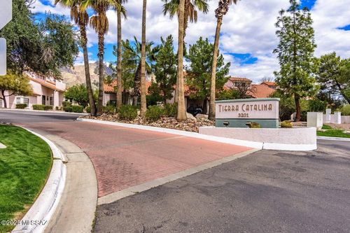32-6414 N Tierra De Las Catalinas, Tucson, AZ, 85718-2150 | Card Image