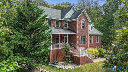 2317 Davis Mill Rd, Goochland, VA, 23063-3332 | Card Image