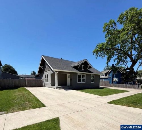 180 Hiatt St, Lebanon, OR, 97355 | Card Image