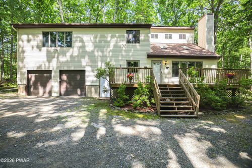 339 Tinkwig Dr, Hawley, PA, 18428-7823 | Card Image