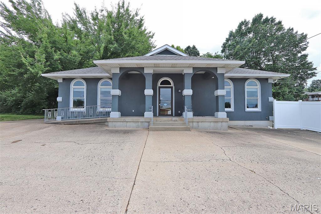 819 Main St, Park Hills, MO 63601-2715