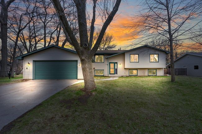 3977 Woodview Drive, House other with 3 bedrooms, 3 bathrooms and null parking in Vadnais Heights MN | Image 38