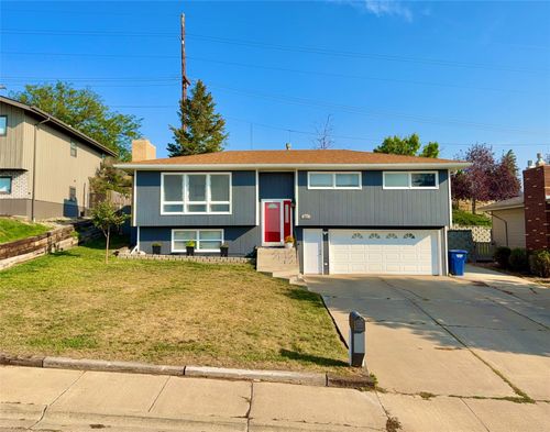 321 28th Ave Nw, Great Falls, MT, 59404-1331 | Card Image