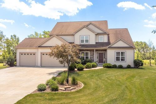 W229N4328 Baker Court, Pewaukee, WI, 53072 | Card Image