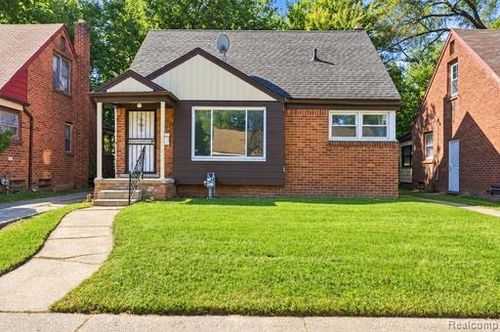 18523 Kentfield St, Detroit, MI, 48219-3494 | Card Image
