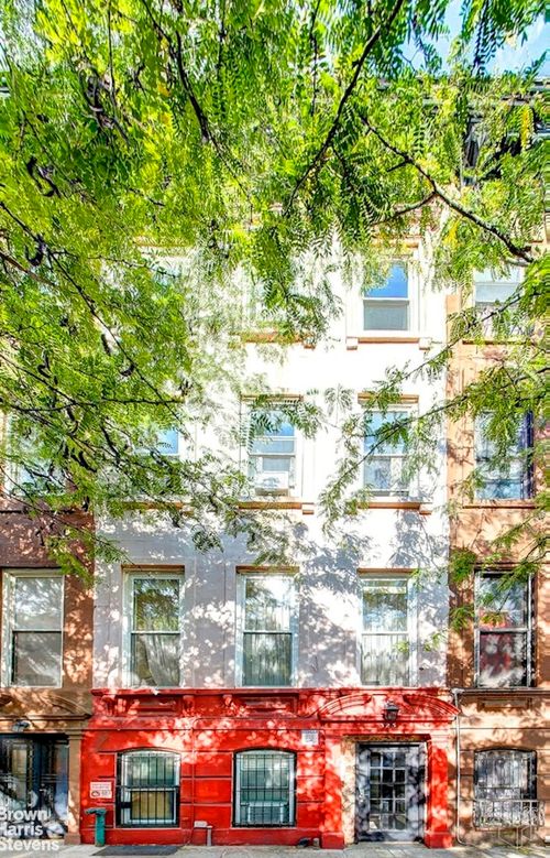 323 E 116th St, New York, NY, 10029-1525 | Card Image