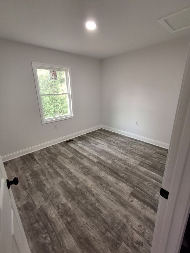 232 Overlook Dr, House other with 2 bedrooms, 2 bathrooms and null parking in Chilhowie VA | Image 24