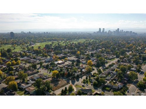 2882 N Monroe St, Denver, CO, 80205-5066 | Card Image